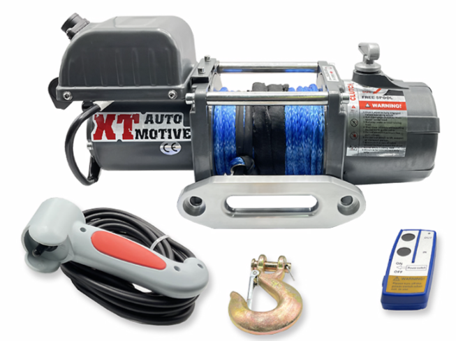 TREUIL XT 5000 12V-capacité de charge 5000 lb (2200 kg),  moteur de 4,5 cv,  Solénoïdes renforcés de type Albrigh