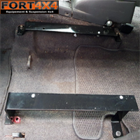 BASE DE SIÈGE POUR SUZUKI GRAND VITARA FIXE COTE CONDUCTEUR 