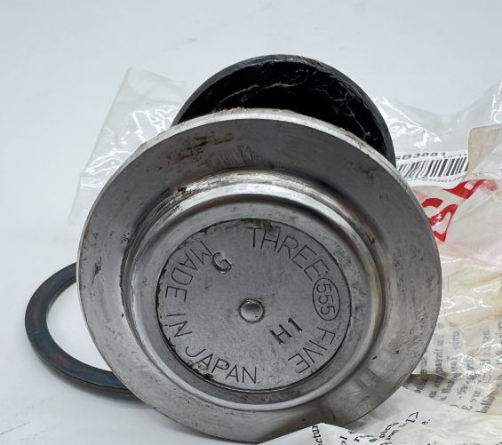 Rotule 555 supérieure triangle Toyota Hilux Vigo Revo - gauche ou droite